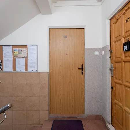 Apartment Osiedle Piastow Comfort By Bookinghost