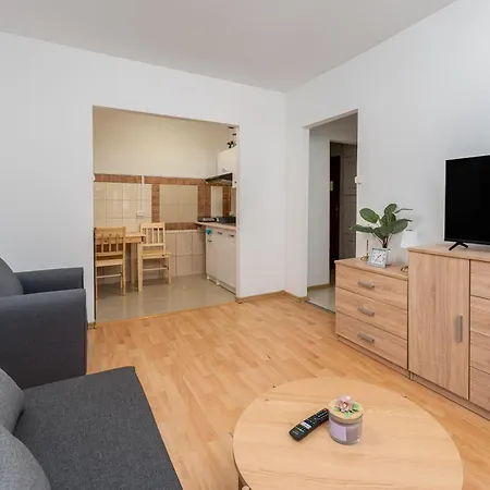 Appartement Osiedle Piastow Comfort By Bookinghost *