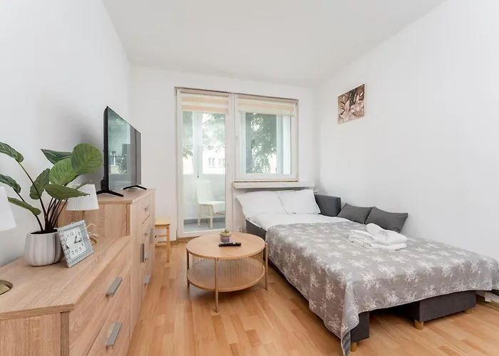 Osiedle Piastów Comfort By Bookinghost Apartamento